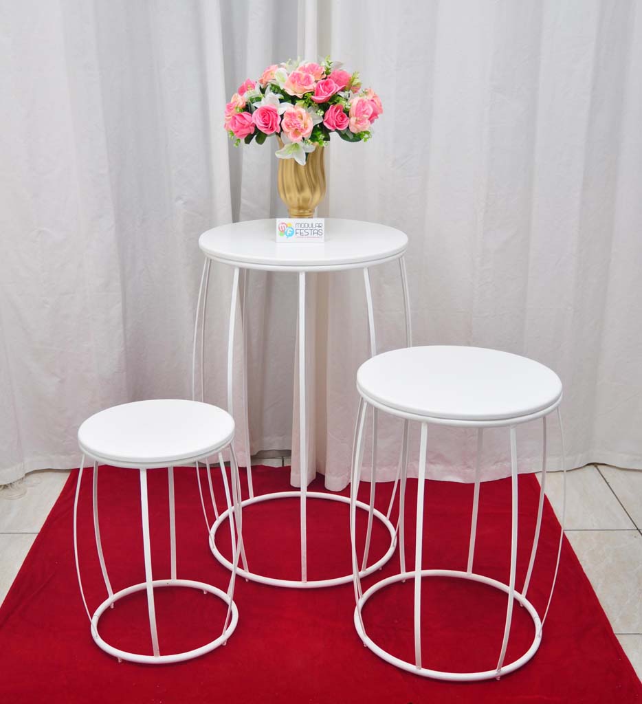 Trio Mesa Garden em Metal com tampo branco redondo Pegue e Monte