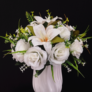 Buquês Permanentes Decorativos - Rosas e Flores Brancas